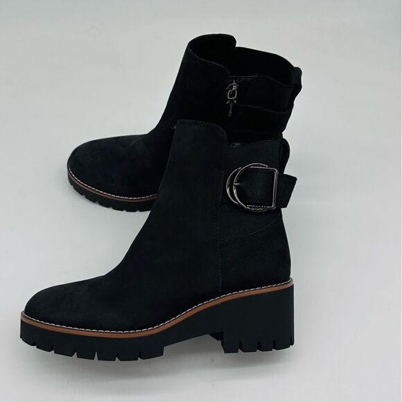 Dakota Waterproof Bootie (Women)
Blondo - Picture 6 of 9